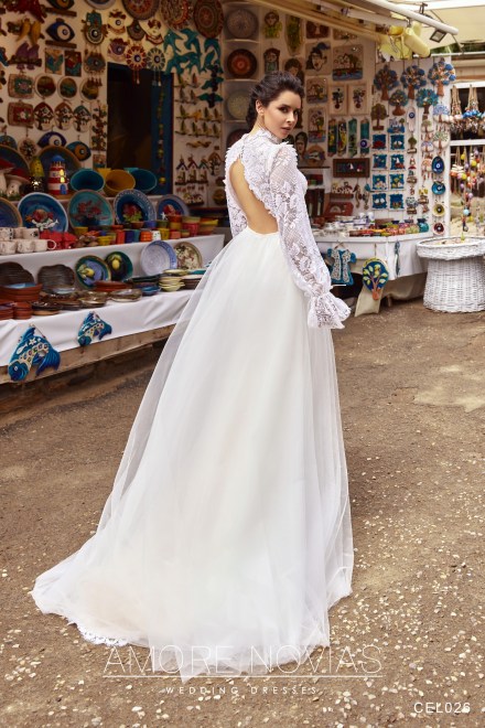 https://amore-novias.com/images/stories/virtuemart/product/CEL026(6).jpg