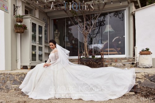 https://amore-novias.com/images/stories/virtuemart/product/CEL027(4).jpg