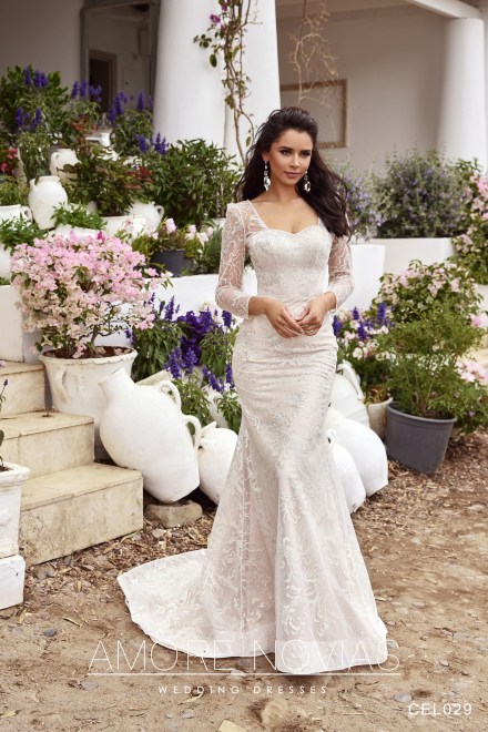 https://amore-novias.com/images/stories/virtuemart/product/CEL029(4).jpg