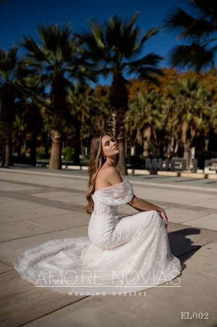 https://amore-novias.com/images/stories/virtuemart/product/EL002(3).jpg
