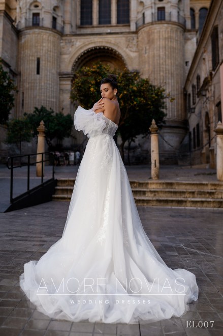 https://amore-novias.com/images/stories/virtuemart/product/EL007(3).jpg