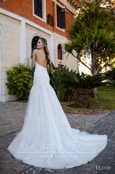 https://amore-novias.com/images/stories/virtuemart/product/EL009(3).jpg
