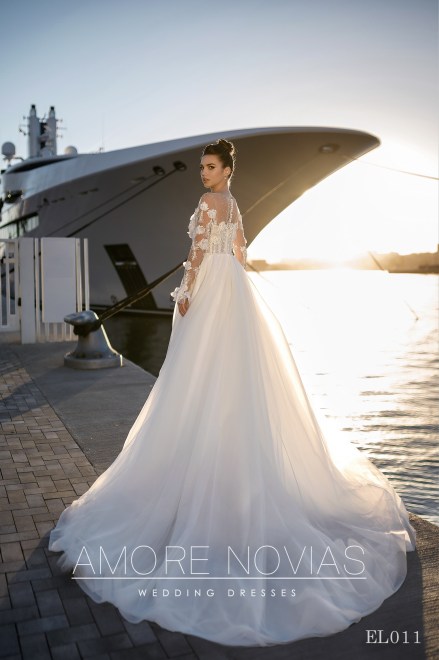 https://amore-novias.com/images/stories/virtuemart/product/EL011(3).jpg