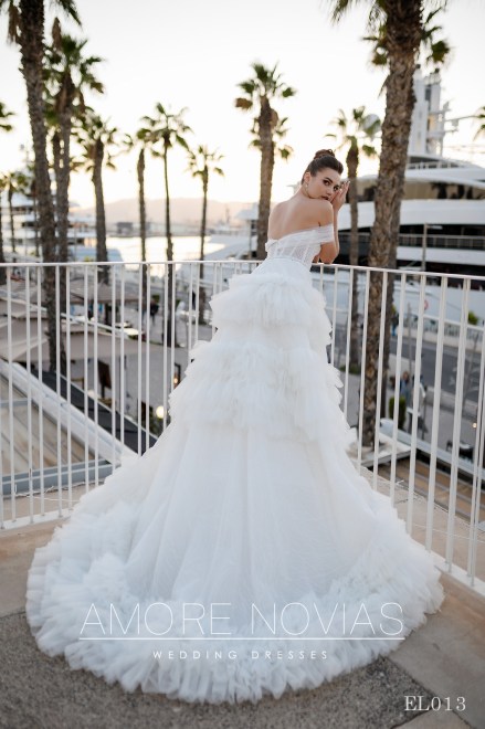 https://amore-novias.com/images/stories/virtuemart/product/EL013(3).jpg