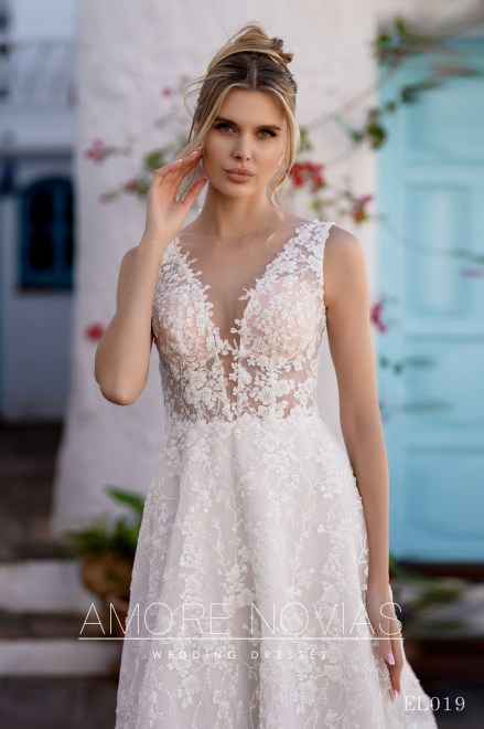 https://amore-novias.com/images/stories/virtuemart/product/EL019(2).jpg