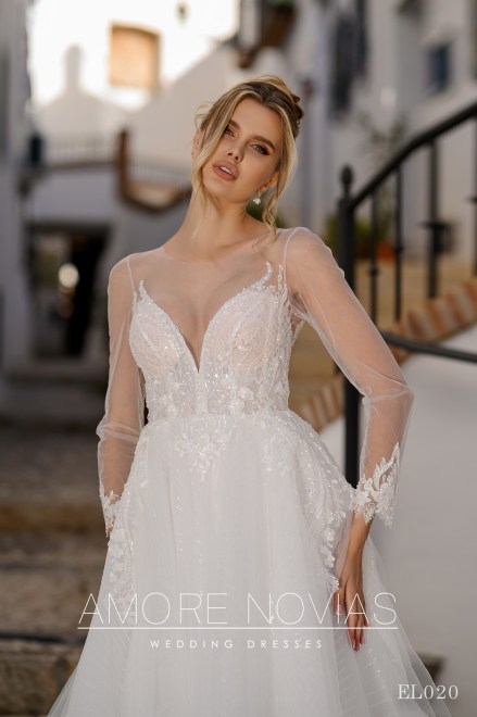 https://amore-novias.com/images/stories/virtuemart/product/EL020(2).jpg