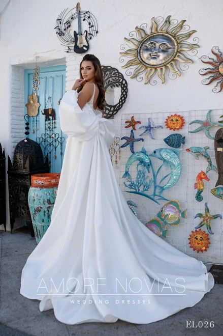 https://amore-novias.com/images/stories/virtuemart/product/EL026(3).jpg