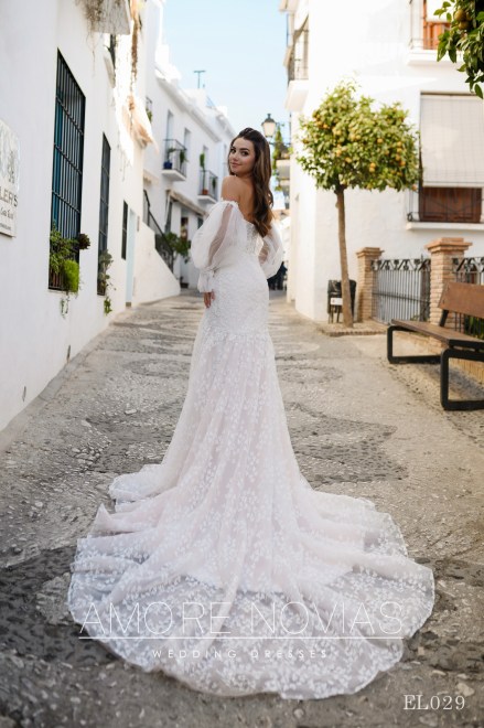 https://amore-novias.com/images/stories/virtuemart/product/EL029(3).jpg