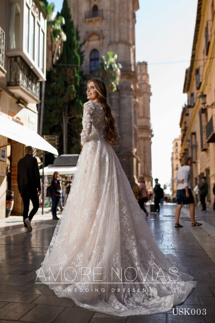 https://amore-novias.com/images/stories/virtuemart/product/USK003-1.jpg