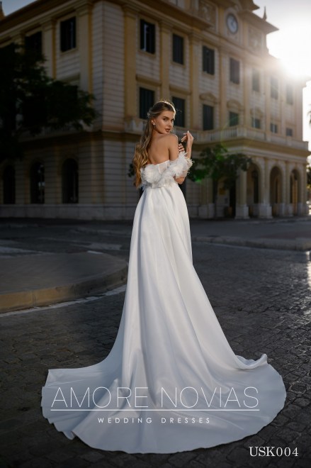 https://amore-novias.com/images/stories/virtuemart/product/USK004-3.jpg