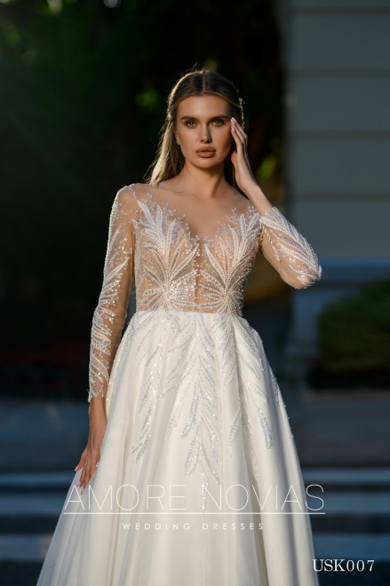 https://amore-novias.com/images/stories/virtuemart/product/USK007-156.jpg