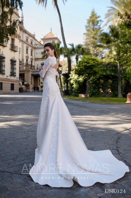 https://amore-novias.com/images/stories/virtuemart/product/USK024-2.jpg