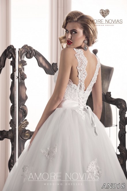 https://amore-novias.com/images/stories/virtuemart/product/an018_.jpg