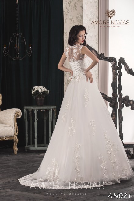 https://amore-novias.com/images/stories/virtuemart/product/an021_.jpg
