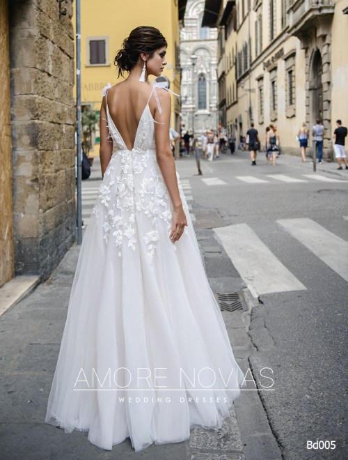 https://amore-novias.com/images/stories/virtuemart/product/bd005-------(3).jpg