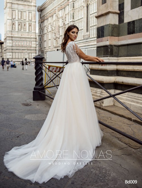 https://amore-novias.com/images/stories/virtuemart/product/bd009-------(3).jpg