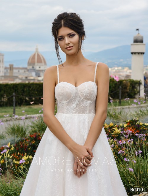 https://amore-novias.com/images/stories/virtuemart/product/bd010-------(2).jpg