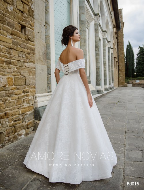 https://amore-novias.com/images/stories/virtuemart/product/bd016-------(3).jpg