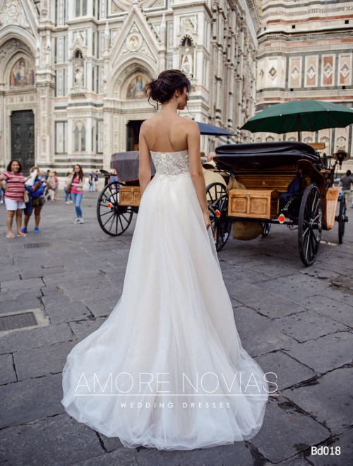 https://amore-novias.com/images/stories/virtuemart/product/bd018-------(3).jpg