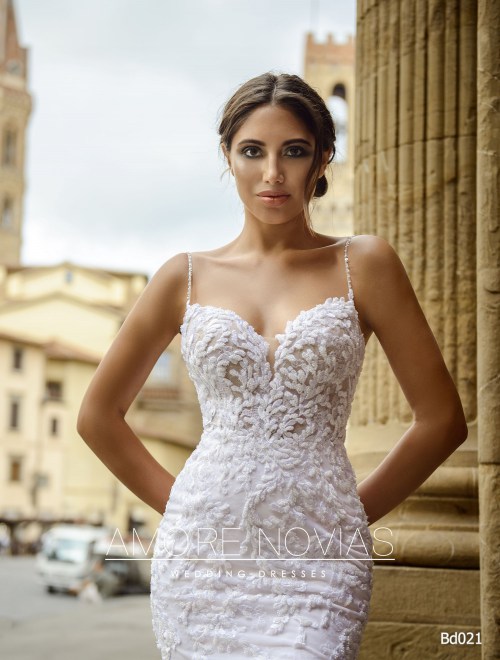 https://amore-novias.com/images/stories/virtuemart/product/bd021-------(3).jpg
