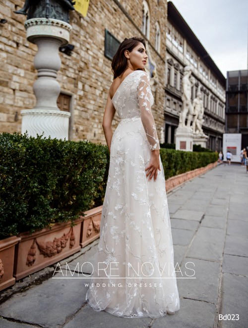 https://amore-novias.com/images/stories/virtuemart/product/bd023-------(3).jpg