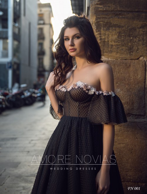 https://amore-novias.com/images/stories/virtuemart/product/fn-001--------(2).jpg