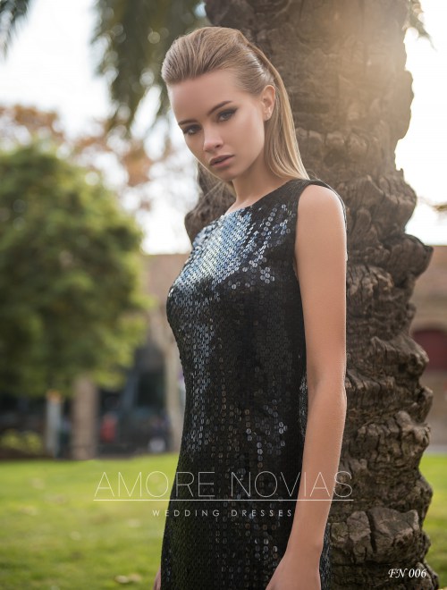 https://amore-novias.com/images/stories/virtuemart/product/fn-006--------(2).jpg