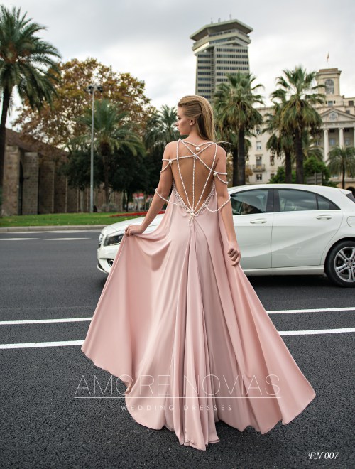 https://amore-novias.com/images/stories/virtuemart/product/fn-007--------(3).jpg