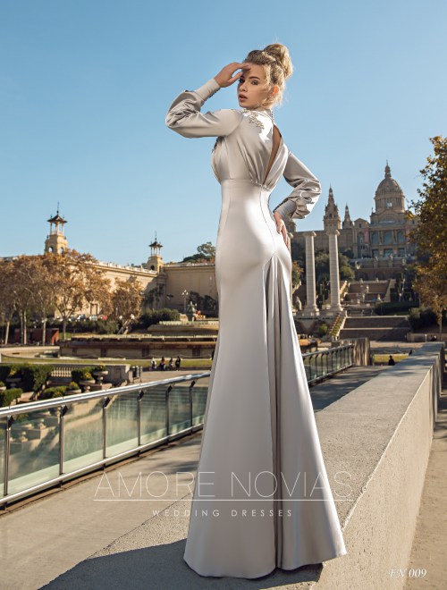 https://amore-novias.com/images/stories/virtuemart/product/fn-009--------(3).jpg