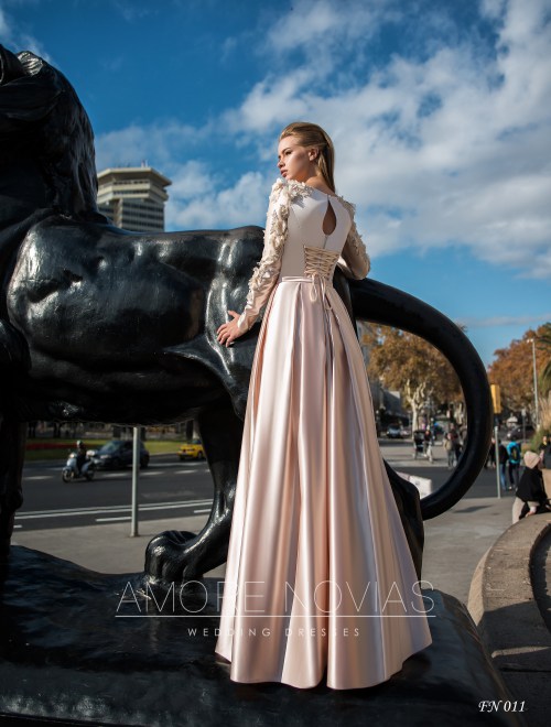 https://amore-novias.com/images/stories/virtuemart/product/fn-011--------(3).jpg