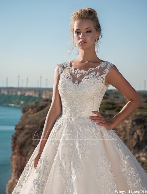 https://amore-novias.com/images/stories/virtuemart/product/lk-010-------(2).jpg