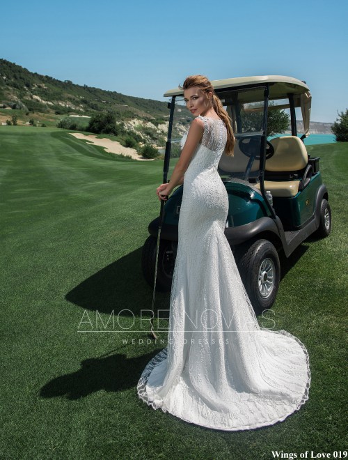 https://amore-novias.com/images/stories/virtuemart/product/lk-019-------(3).jpg