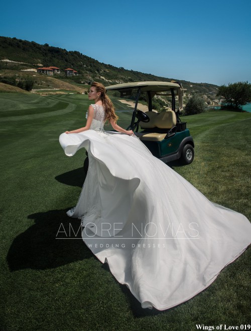 https://amore-novias.com/images/stories/virtuemart/product/lk-019-------(4).jpg