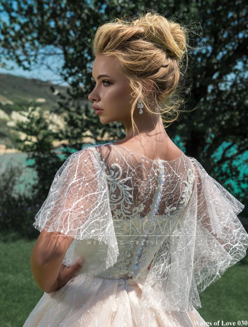https://amore-novias.com/images/stories/virtuemart/product/lk-030-------(4).jpg