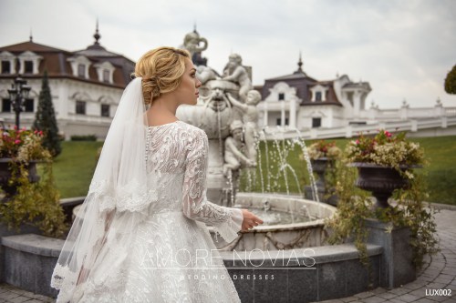 https://amore-novias.com/images/stories/virtuemart/product/lux002--------(5).jpg