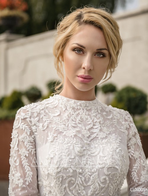 https://amore-novias.com/images/stories/virtuemart/product/lux005--------(3).jpg