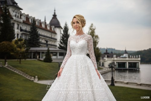 https://amore-novias.com/images/stories/virtuemart/product/lux008--------(2).jpg