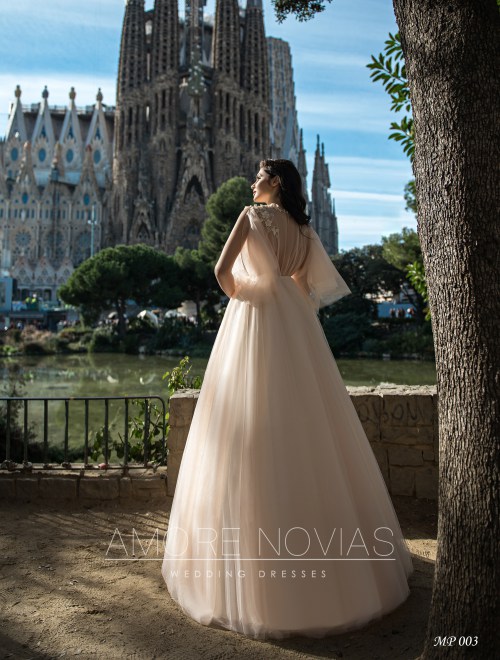 https://amore-novias.com/images/stories/virtuemart/product/mp-003-------(3).jpg