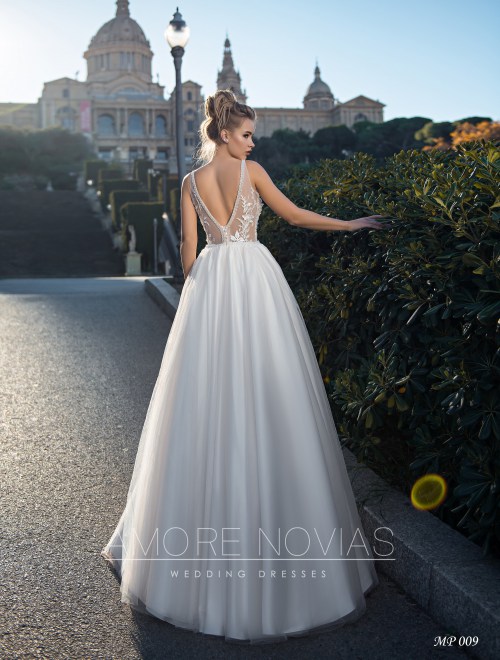 https://amore-novias.com/images/stories/virtuemart/product/mp-009--------(3).jpg