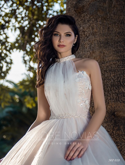 https://amore-novias.com/images/stories/virtuemart/product/mp-010--------(2).jpg