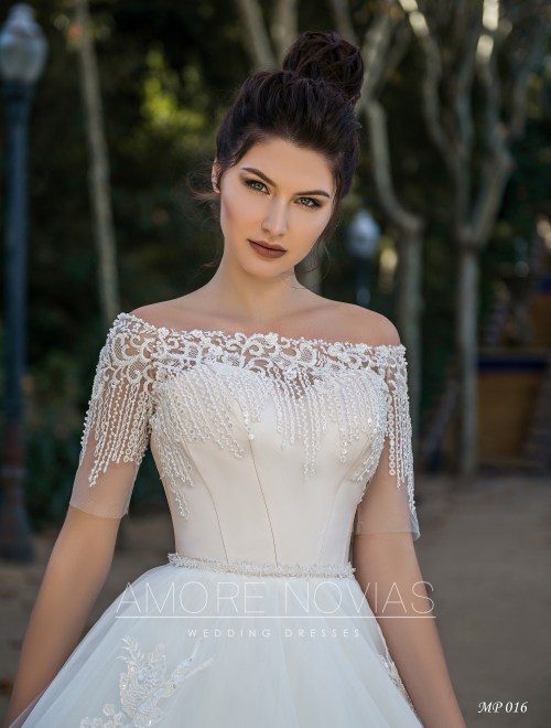 https://amore-novias.com/images/stories/virtuemart/product/mp-016--------(2).jpg