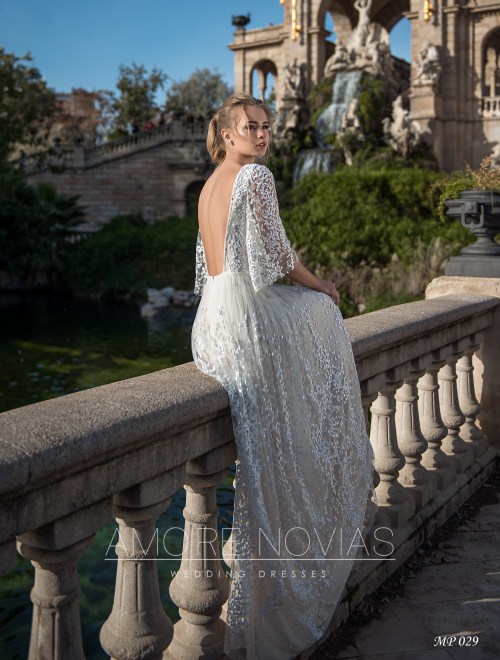 https://amore-novias.com/images/stories/virtuemart/product/mp-029--------(3).jpg
