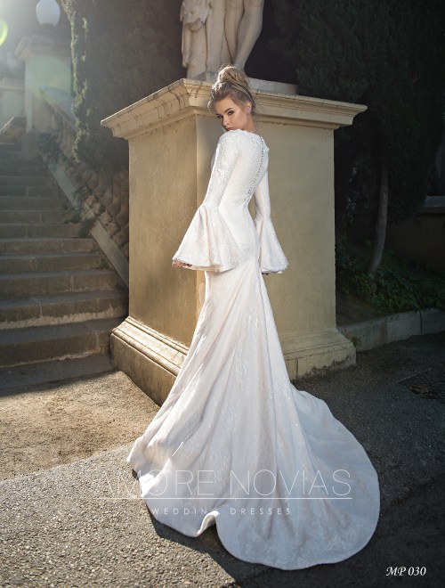 https://amore-novias.com/images/stories/virtuemart/product/mp-030--------(3).jpg