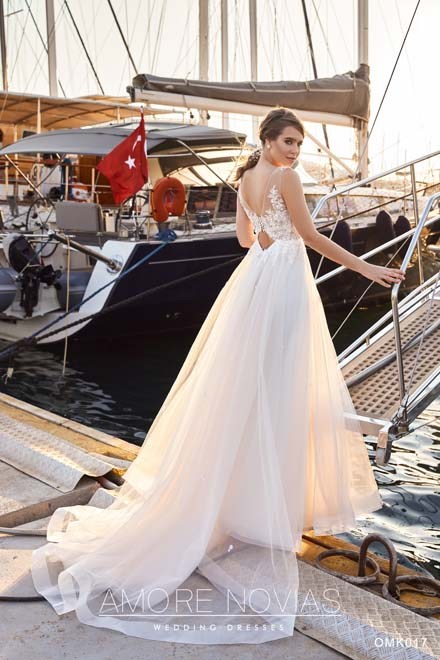 https://amore-novias.com/images/stories/virtuemart/product/omk017-3.jpg