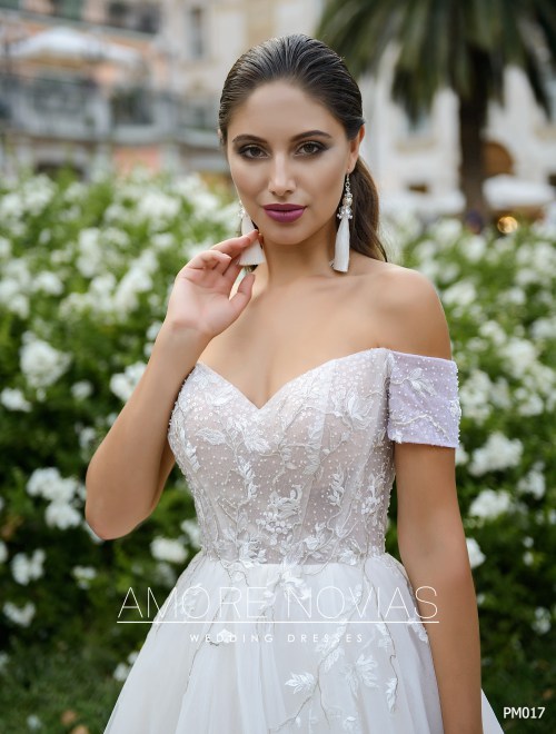 https://amore-novias.com/images/stories/virtuemart/product/pm017-------(2).jpg