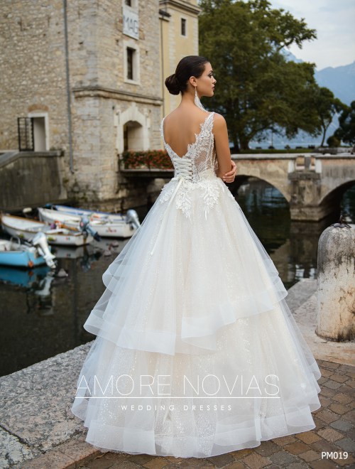 https://amore-novias.com/images/stories/virtuemart/product/pm019-------(3).jpg