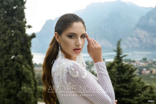 https://amore-novias.com/images/stories/virtuemart/product/pm022-------(5).jpg