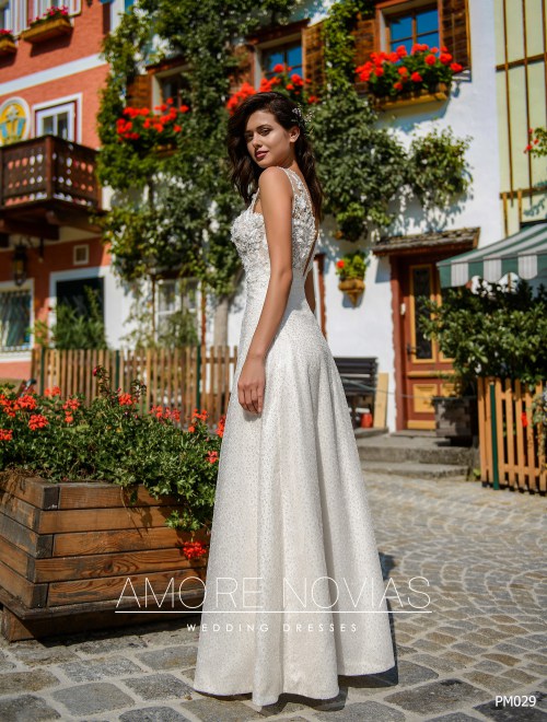 https://amore-novias.com/images/stories/virtuemart/product/pm029-------(3).jpg