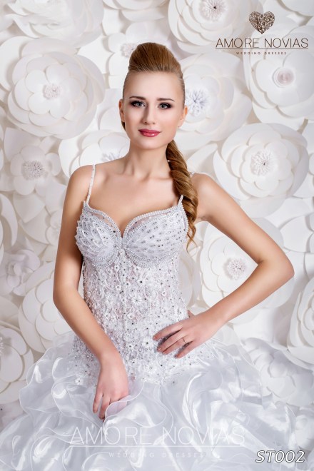 https://amore-novias.com/images/stories/virtuemart/product/st002_.jpg