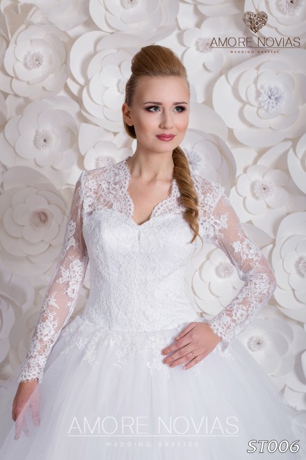 https://amore-novias.com/images/stories/virtuemart/product/st006_.jpg